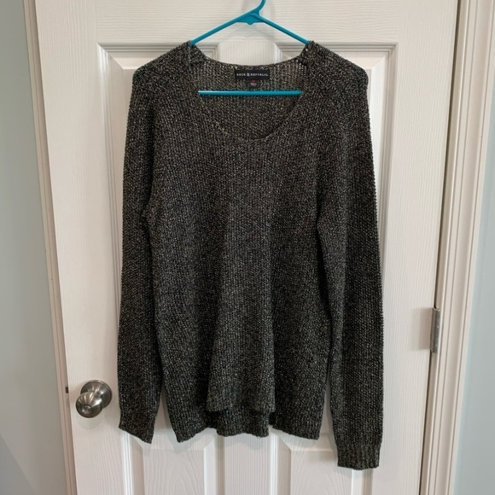 Rock &‎ Republic sz MD sweater